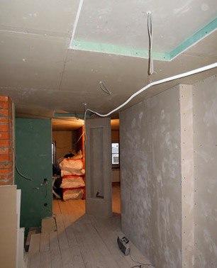 На фото ремонт котеджа под ключ в Черкассах от начала до конца, все этапы ремонта.