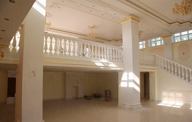 На фото ремонт банкетного зала под ключ в Киеве от начала до конца, все этапы ремонта.